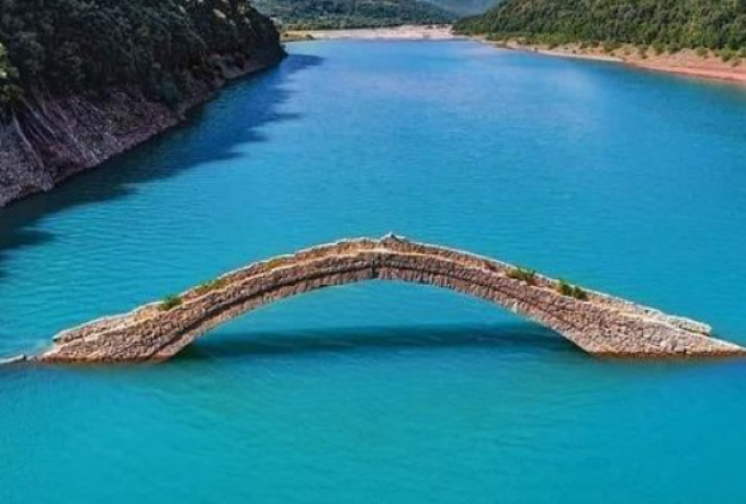 Το αρχαιότερο γεφύρι στην Ευρυτανία.